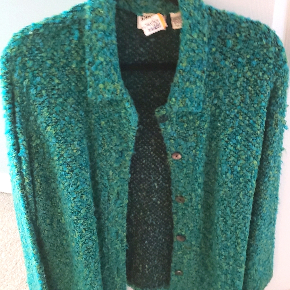 Cardigan sweater